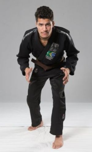 Kimono Jiu- jitsu Tran�ado Light  Preto