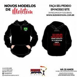 Blusa bordada Artes Marciais
