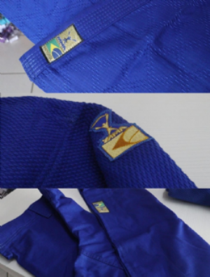 Kimono Tran�ado Gold Azul Jud� Yama